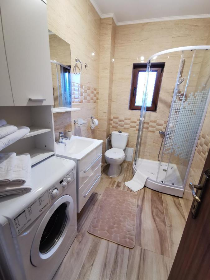 Charming Apartment In Villa ياش المظهر الخارجي الصورة